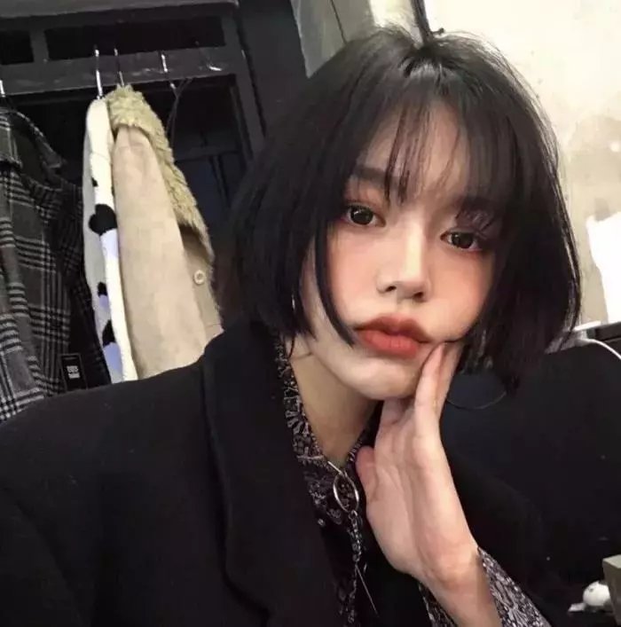 无法相恋的两人
